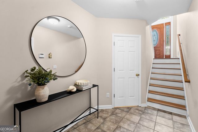 16 Elan Court, Roswell, GA 30022