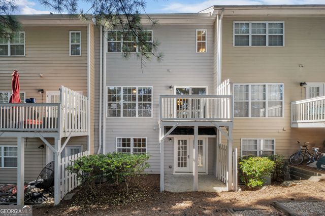 16 Elan Court, Roswell, GA 30022