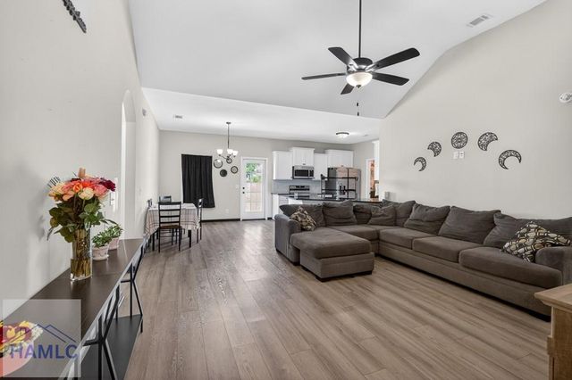 9265 Tibet Highway SE, Allenhurst, GA 31301