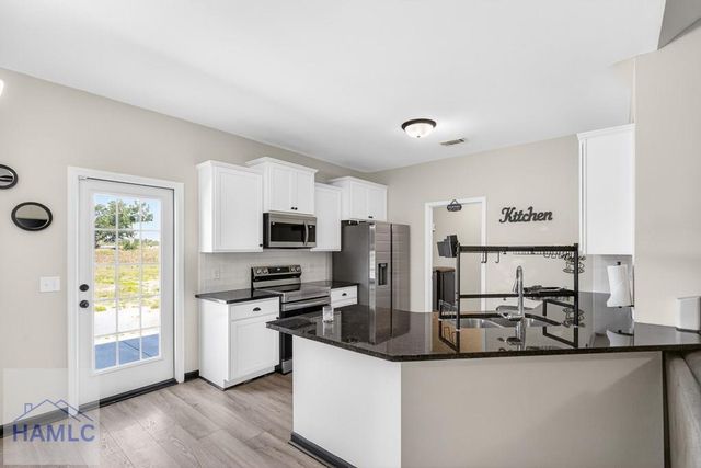 9265 Tibet Highway SE, Allenhurst, GA 31301