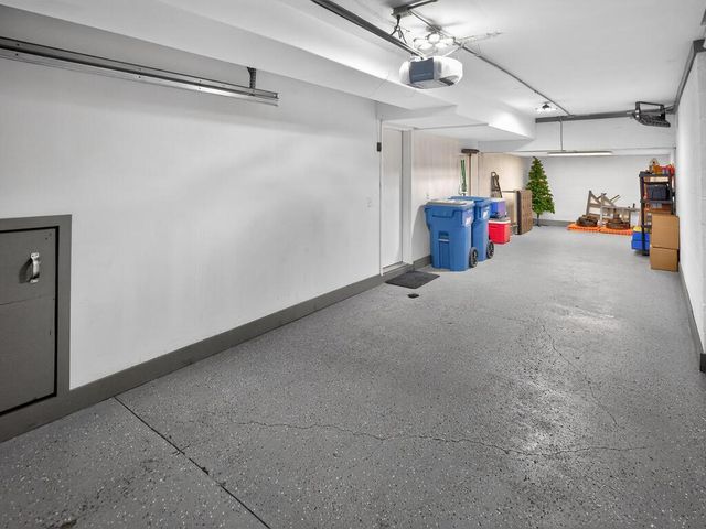 10675 Sherman Drive, Eden Prairie, MN 55347