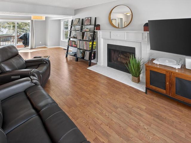 10675 Sherman Drive, Eden Prairie, MN 55347