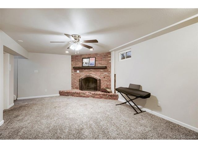 5125 Zinnia Ct, Arvada, CO 80002