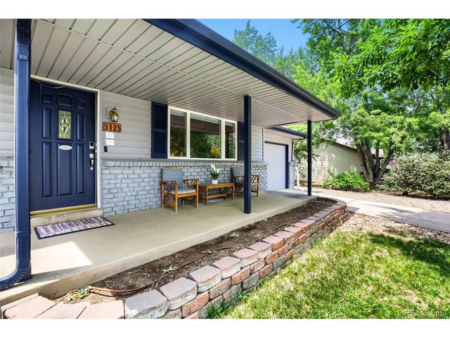 5125 Zinnia Ct, Arvada, CO 80002