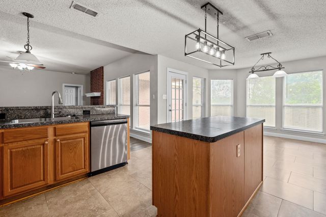 505 Park Meadows Drive, Crowley, TX 76036