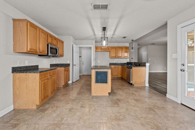 505 Park Meadows Drive, Crowley, TX 76036