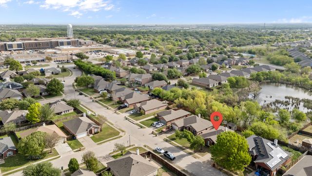 505 Park Meadows Drive, Crowley, TX 76036
