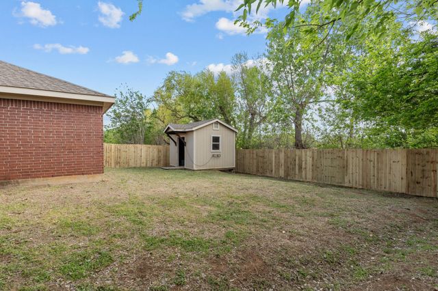 505 Park Meadows Drive, Crowley, TX 76036