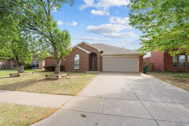 505 Park Meadows Drive, Crowley, TX 76036