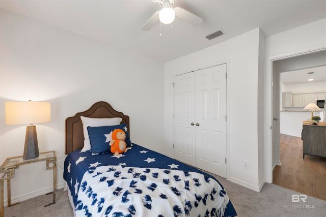 1021 E Hamilton Bridges Drive, Mobile, AL 36695