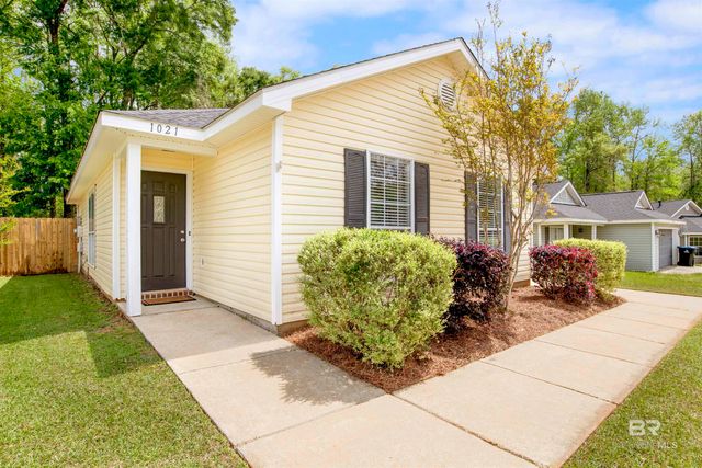1021 E Hamilton Bridges Drive, Mobile, AL 36695