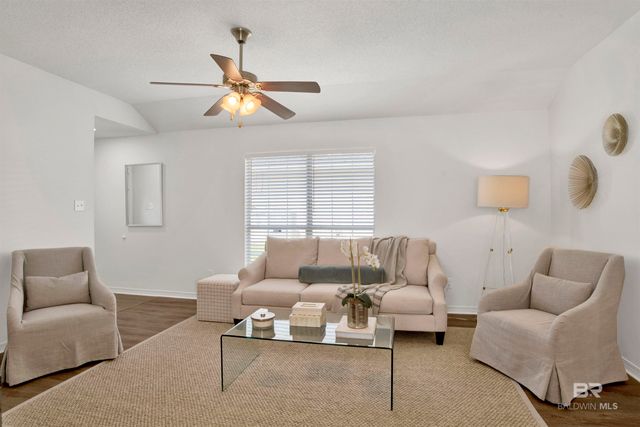 1021 E Hamilton Bridges Drive, Mobile, AL 36695