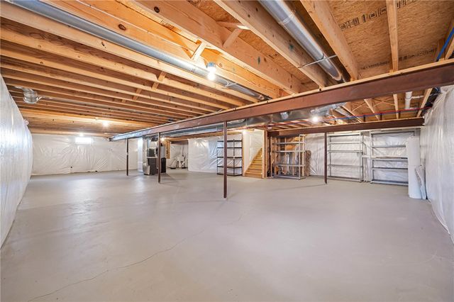 75 Kittling Ridge Lane, Greece, NY 14612