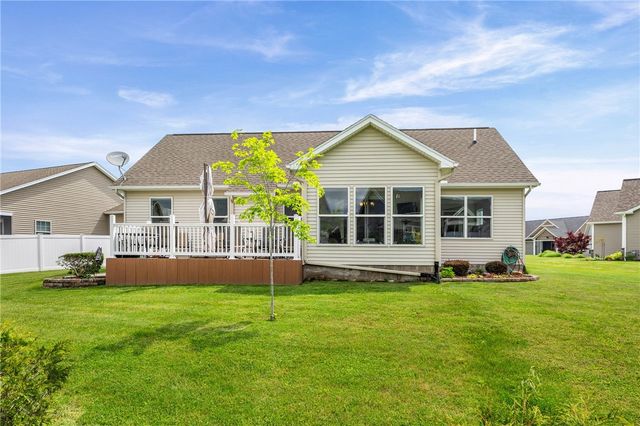 75 Kittling Ridge Lane, Greece, NY 14612