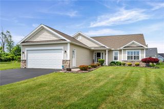 75 Kittling Ridge Lane, Greece, NY 14612