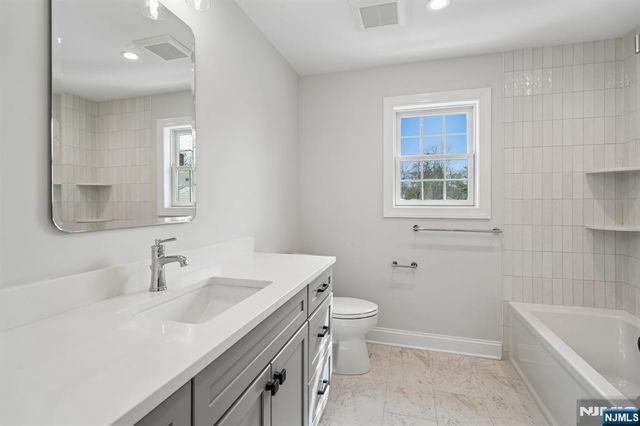 4 Plymouth Drive, Livingston, NJ 07039