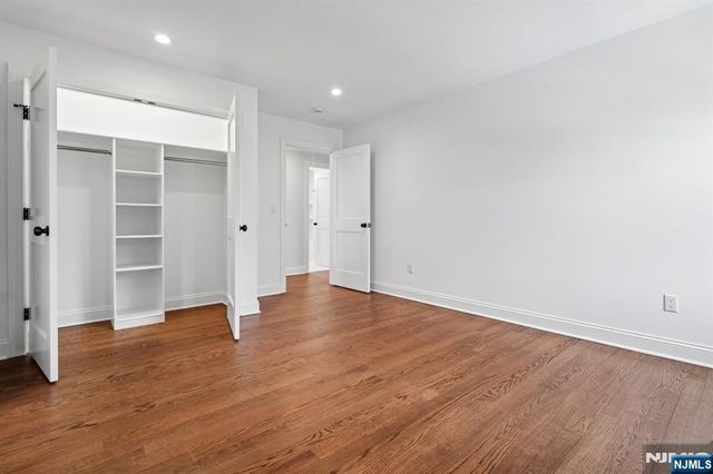 4 Plymouth Drive, Livingston, NJ 07039