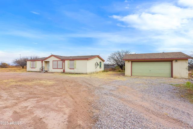 9247 S EL THUMA REAL --, Hereford, AZ 85615