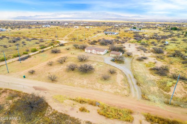 9247 S EL THUMA REAL --, Hereford, AZ 85615