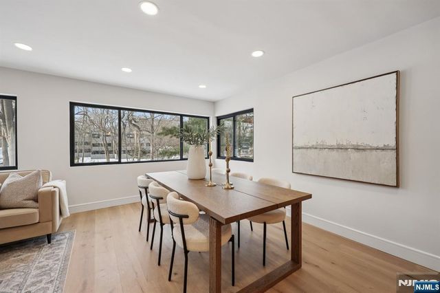 141 Pond Drive 14A, Twp Of Washington, NJ 07676