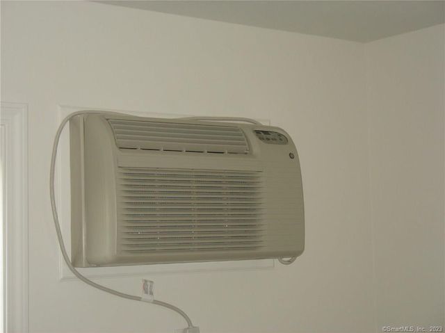 7 New Street 305, Danbury, CT 06810