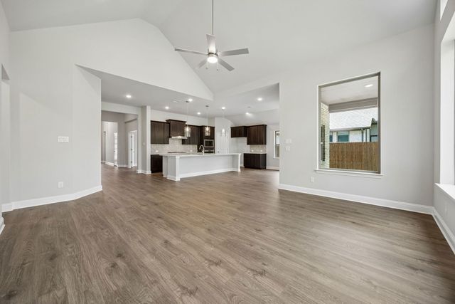 1879 Silver Birch Road, Waxahachie, TX 75165