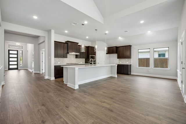 1879 Silver Birch Road, Waxahachie, TX 75165