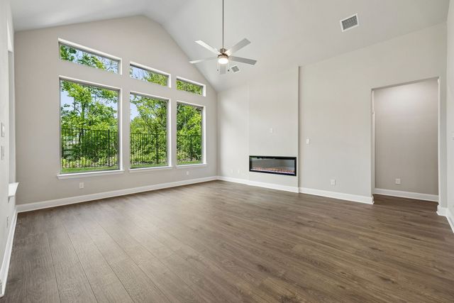 1879 Silver Birch Road, Waxahachie, TX 75165