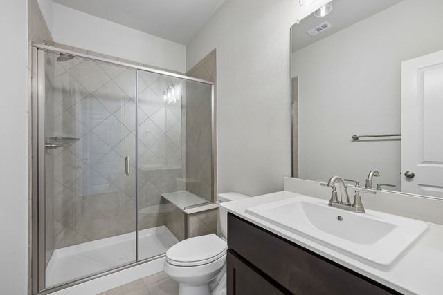 1879 Silver Birch Road, Waxahachie, TX 75165