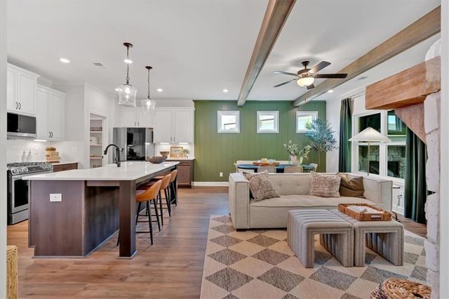 76 Stonebriar Cove, Villa Rica, GA 30180