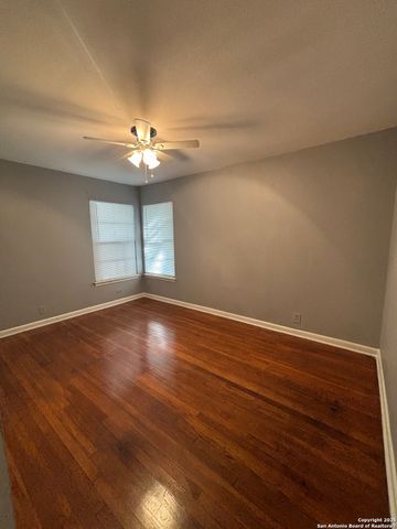 350 Hialeah, San Antonio, TX 78218