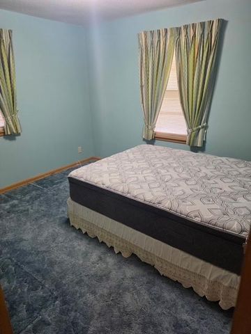 10119 W 92nd Street, Overland Park, KS 66212