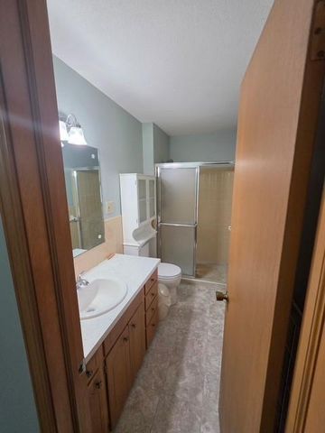 10119 W 92nd Street, Overland Park, KS 66212
