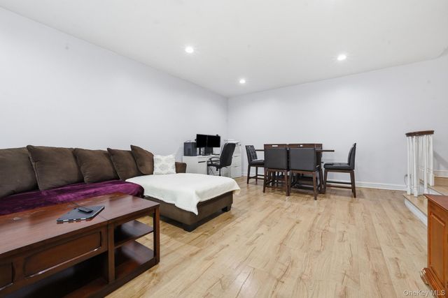 230 Central Avenue 1F, Lawrence, NY 11559