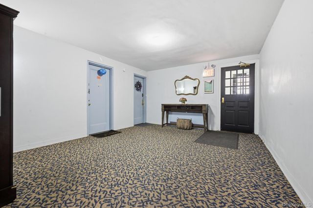 230 Central Avenue 1F, Lawrence, NY 11559