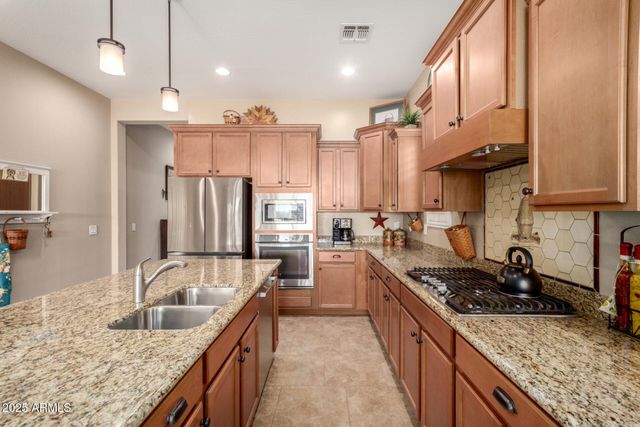 20501 W NELSON Place, Buckeye, AZ 85396