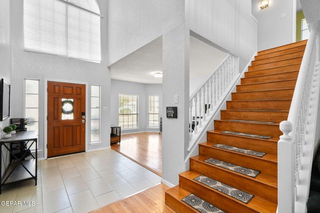 5916 VIA ROBLES Lane, El Paso, TX 79912