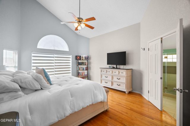 5916 VIA ROBLES Lane, El Paso, TX 79912