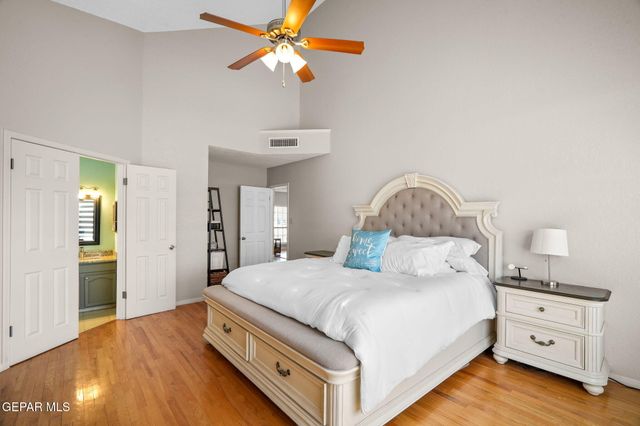 5916 VIA ROBLES Lane, El Paso, TX 79912