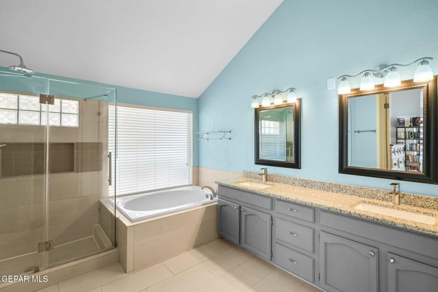 5916 VIA ROBLES Lane, El Paso, TX 79912