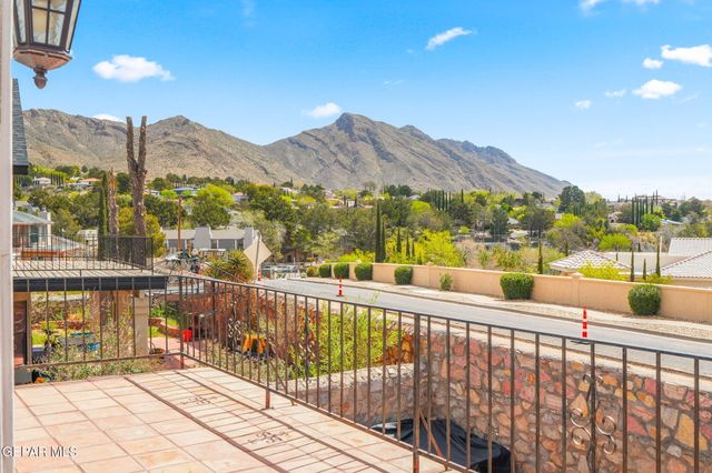 5916 VIA ROBLES Lane, El Paso, TX 79912