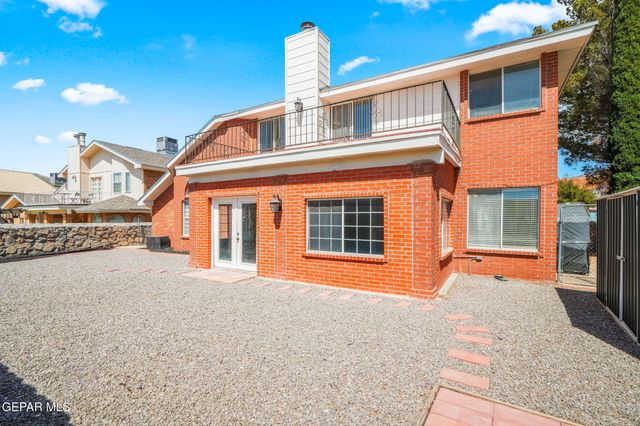 5916 VIA ROBLES Lane, El Paso, TX 79912