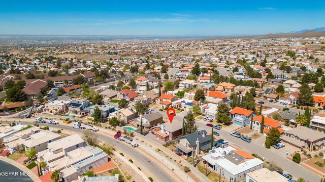 5916 VIA ROBLES Lane, El Paso, TX 79912