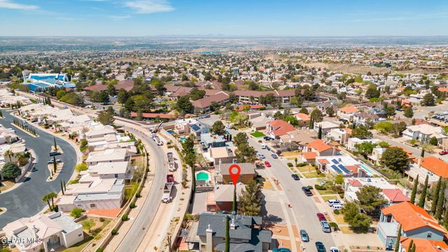 5916 VIA ROBLES Lane, El Paso, TX 79912