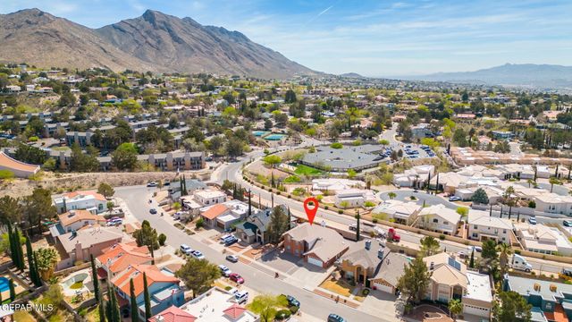 5916 VIA ROBLES Lane, El Paso, TX 79912