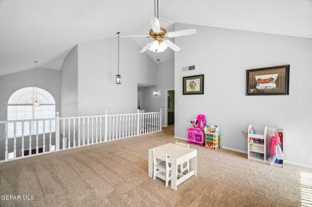 5916 VIA ROBLES Lane, El Paso, TX 79912