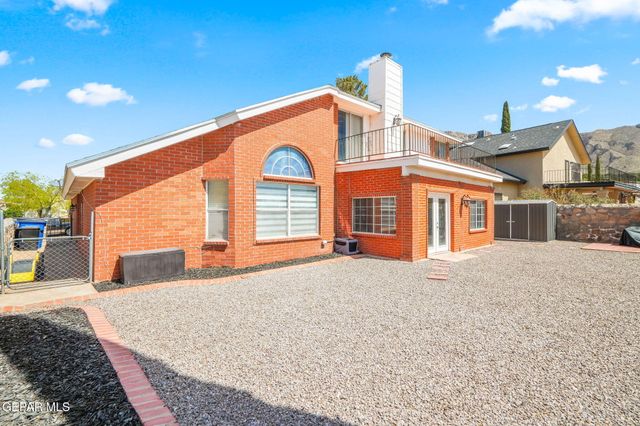 5916 VIA ROBLES Lane, El Paso, TX 79912