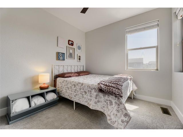2860 Kingston St, Denver, CO 80238