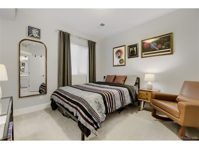 2860 Kingston St, Denver, CO 80238