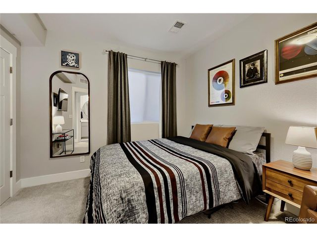 2860 Kingston St, Denver, CO 80238